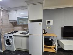 One-room apartment near Busan Dusil Station, 3th image