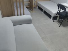 Double room – suitable for two people of the 6th image