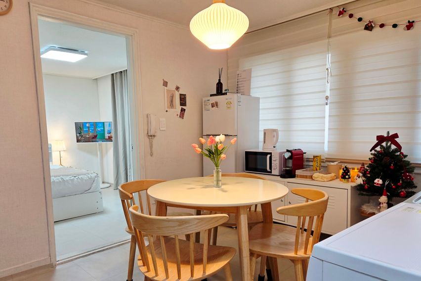 서울역십분 햇살좋은2룸 0번째 이미지