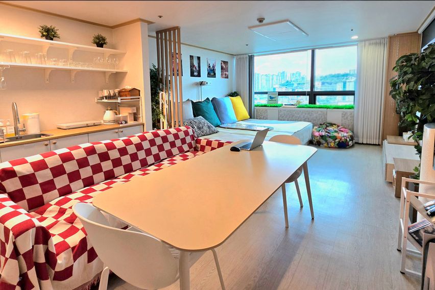 홍대역연결★호텔+멀티룸