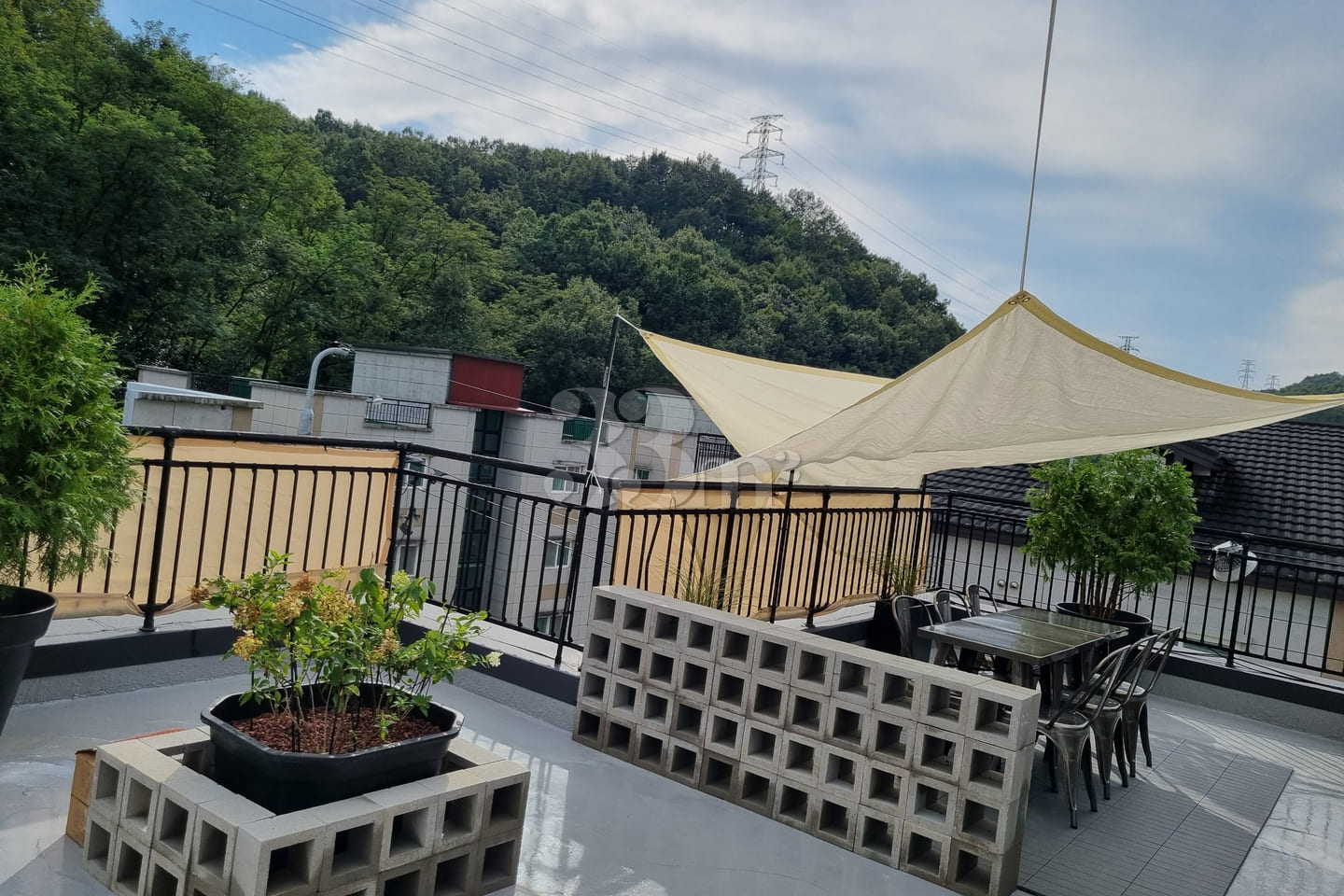 Fully furnished two-bedroom apartment near Gi 17th image