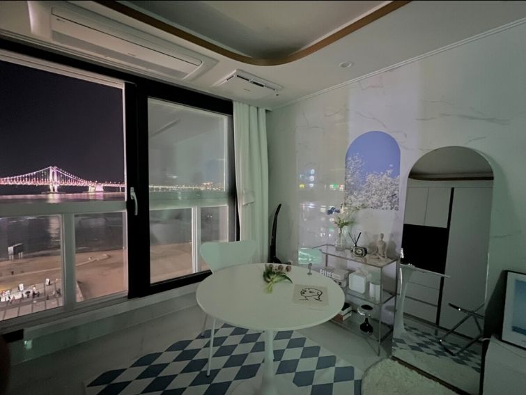 Gwangalli Ocean View Aesthetic Accommodation  5th image