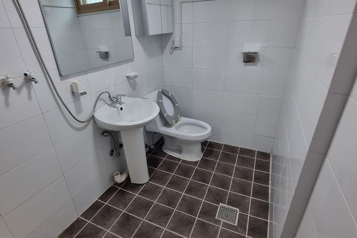 Large 2-room apartment near Sinpung Station 6th image