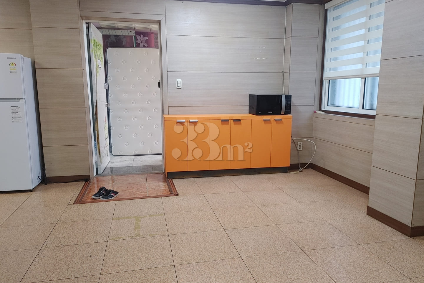 Spacious two-room apartment, 17 pyeong, for 5 1th image