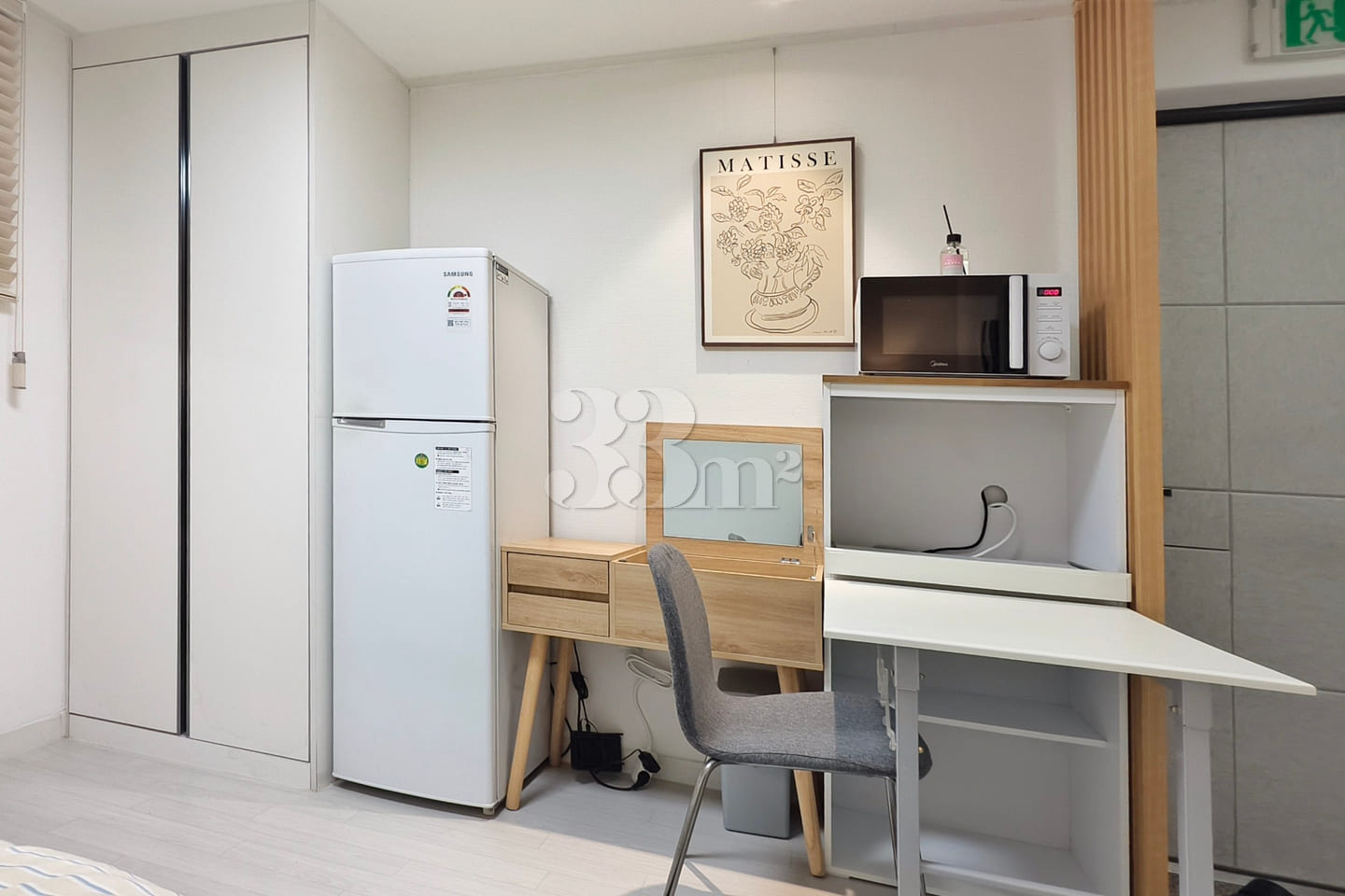 Large studio apartment, 20 minutes from Gangn 4th image
