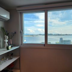 Peaceful sea, tranquil rest. Unit Image