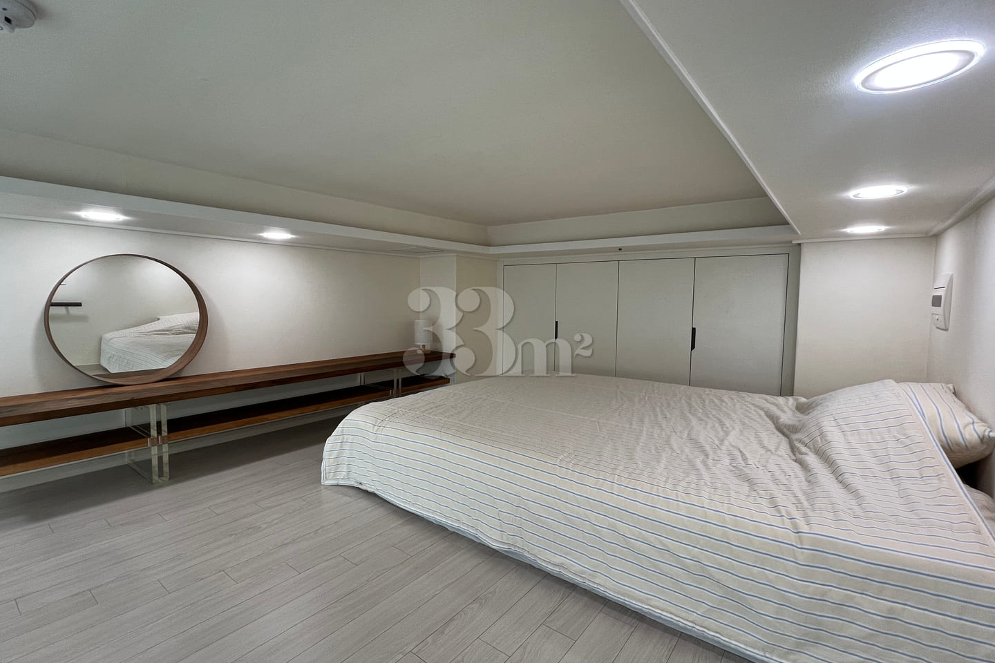 Spacious duplex, clean, good view 4th image