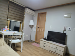 Fully furnished studio apartment on the 4th f 3th image