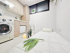 Elle House B03 0th image