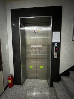 2-minute walk from Sinchon Station (Line 2) 10th image