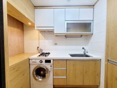 🤵 High-rise view near Sinchon Station (Unit 10th image