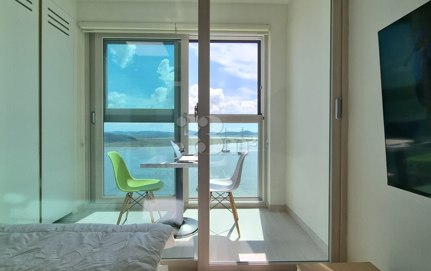 Stayrak Vandal Island 7th image