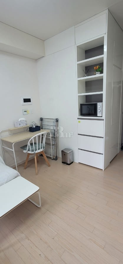 ♥️ Neat room just 1 minute from Gangnam Stati 17th image