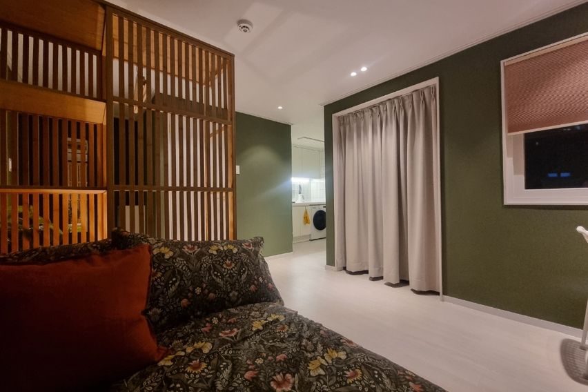 광화문경복궁서촌3인 3번째 이미지