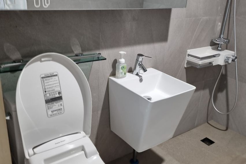 넓은 마당의 화이트복층