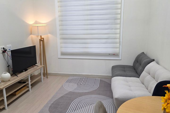 Bright and nice room in a new building in Don 0th image