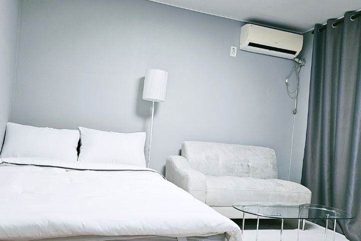 Comfortable Home - Dryer, Dehumidifier 4th image