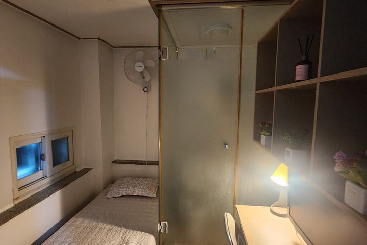 Premium Room 6 4th image