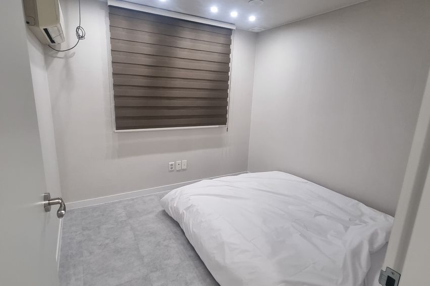 큰방+거실+주차 H36 1번째 이미지