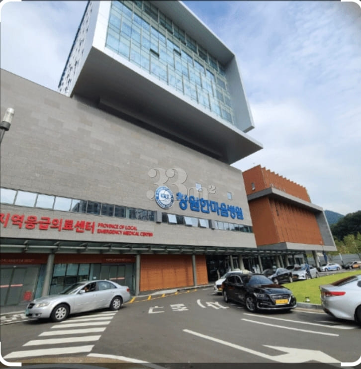 In front of Changwon Hanmaum Hospital / Junga 17th image
