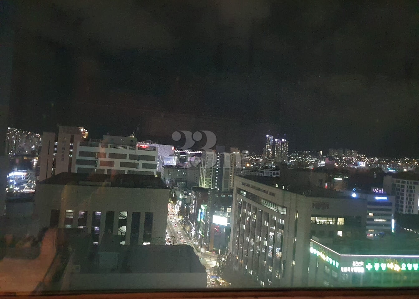 An oasis in downtown Busan. 14th image
