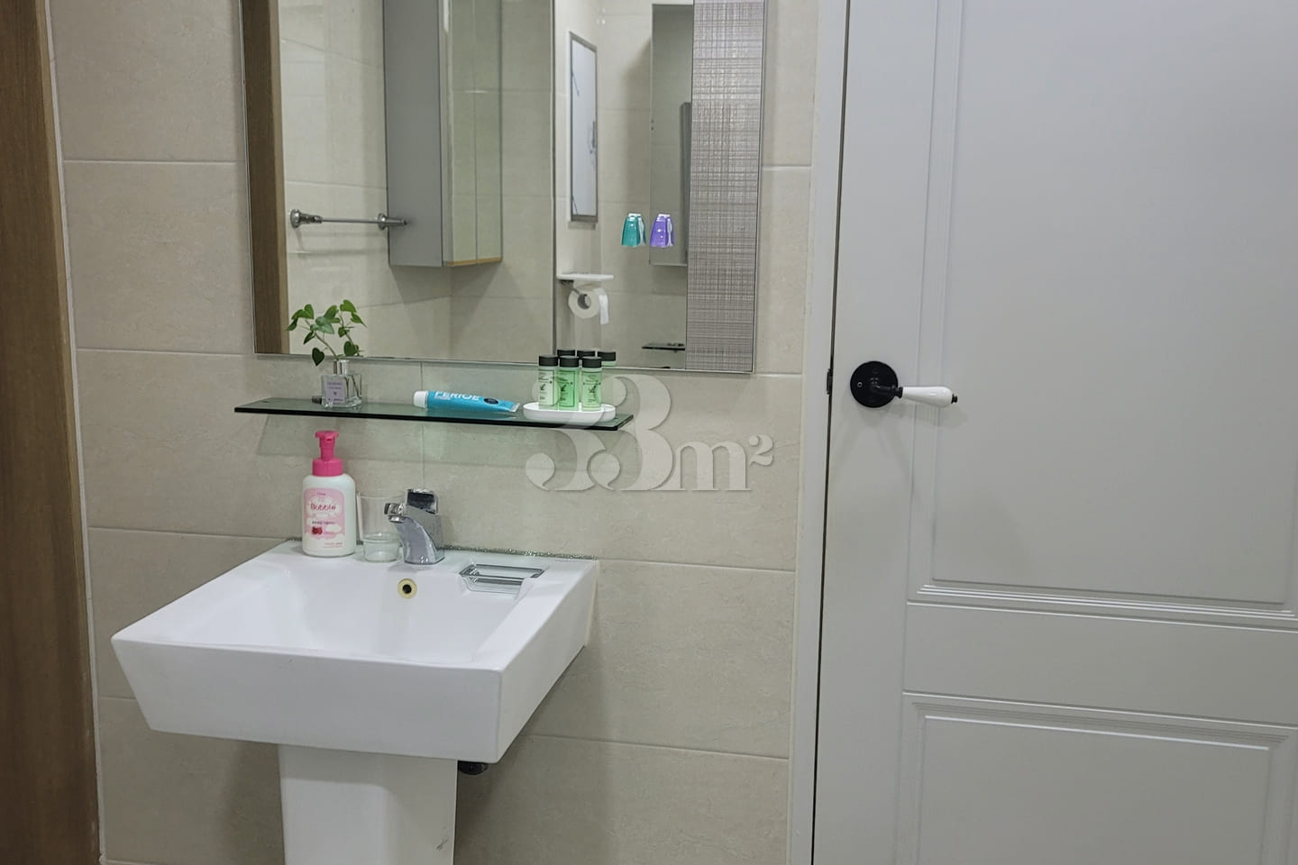 Cozy, stylish studio apartment in Jinju-si 7th image