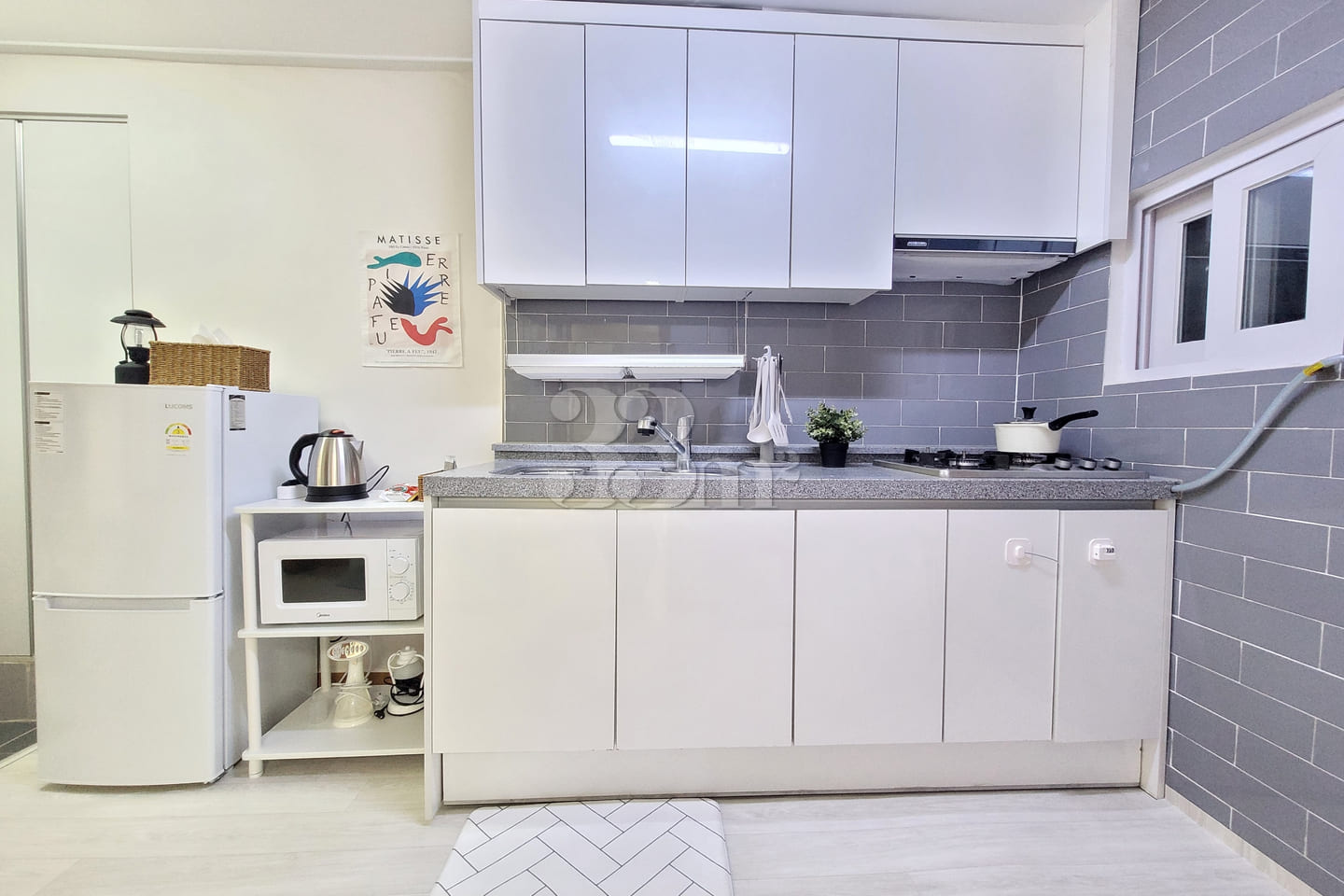 Two-room apartment in Mangwon, Hapjeong, and 6th image