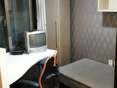 Short-term rental room (women only) 3th image