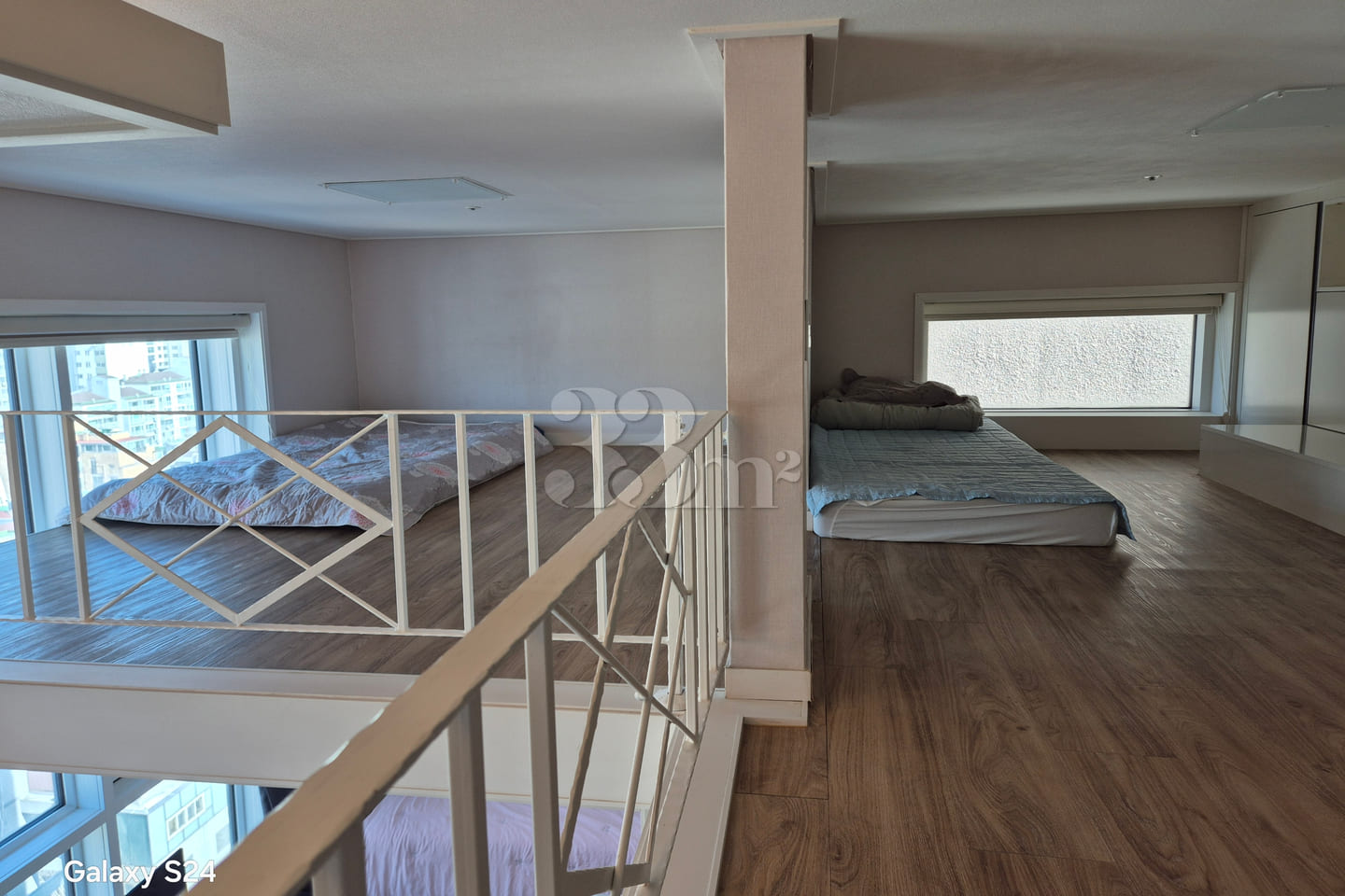 Double station, great view, two rooms, quiet 14th image