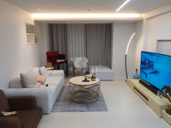 Top-of-the-line remodeled 3-room apartment in 6th image