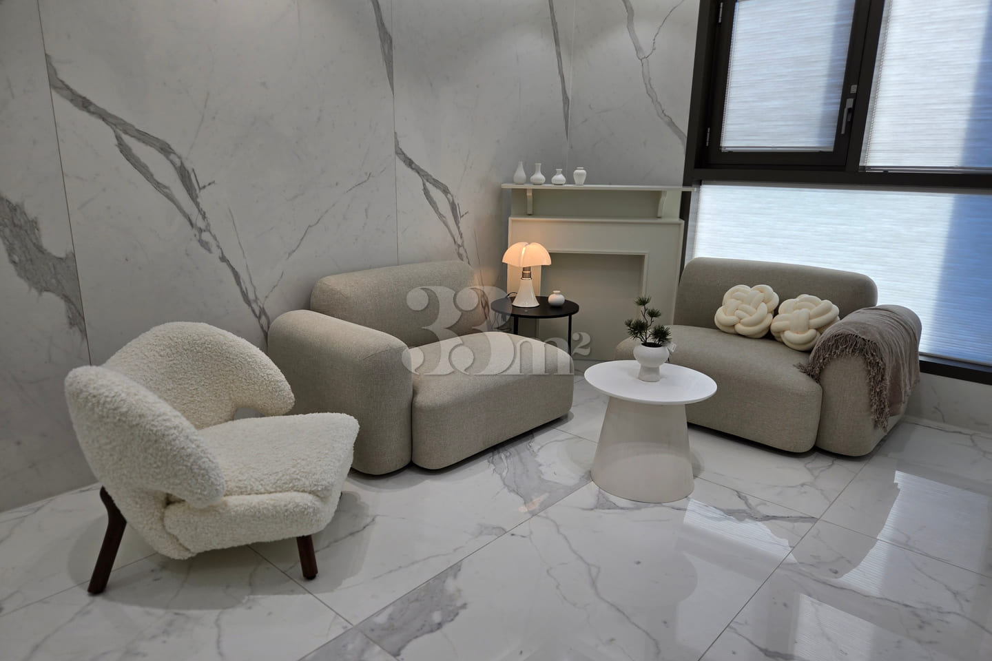 A comfortable and luxurious home. 1th image