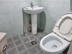 Spacious studio apartment between Hongdae and 2th image
