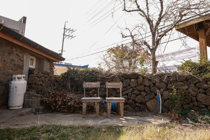 Gueok House 16th image