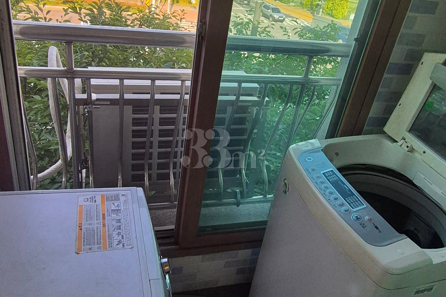 Renovated Studio Apartment in Chojeon-dong (U 4th image