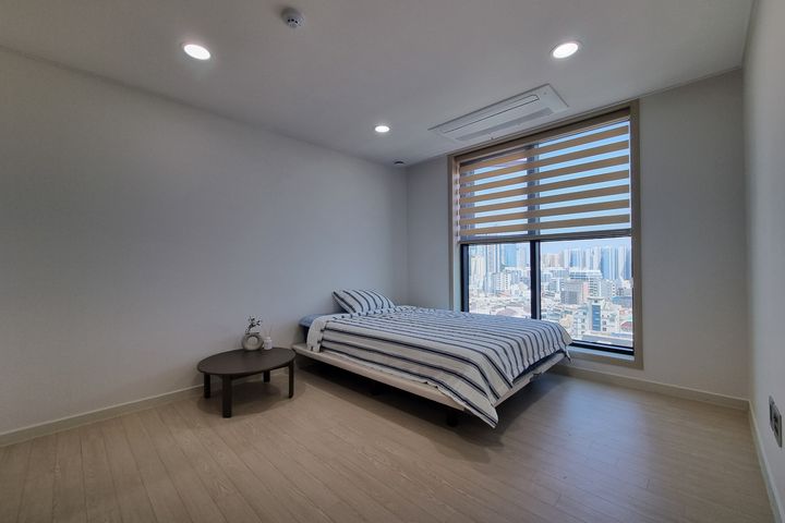Fully furnished, 2 bedrooms, Gwangan Bridge v 8th image