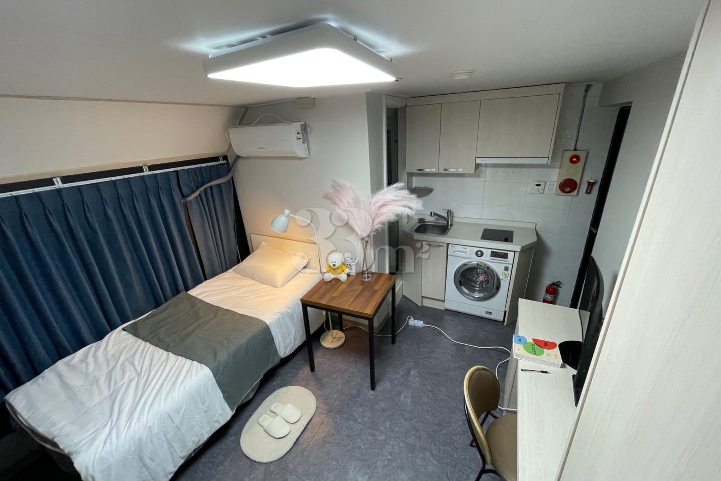 Raum Suite+ Room 504 0th image