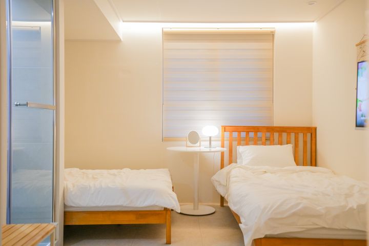 Twin Room in Myeongdong Station Area, Seoul 11th image