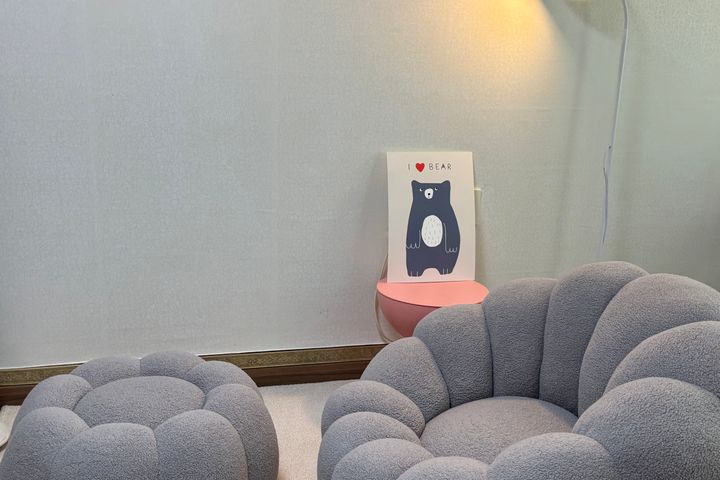 Room-A 1th image