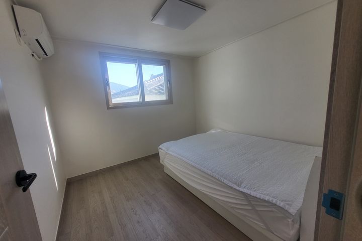 2-bedroom unit, fully furnished/equipped, Don 4th image