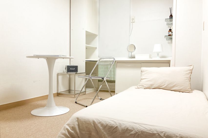 신촌 오피스텔 <봄>