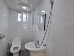 4. Fully renovated, 2 rooms with good natural 9th image