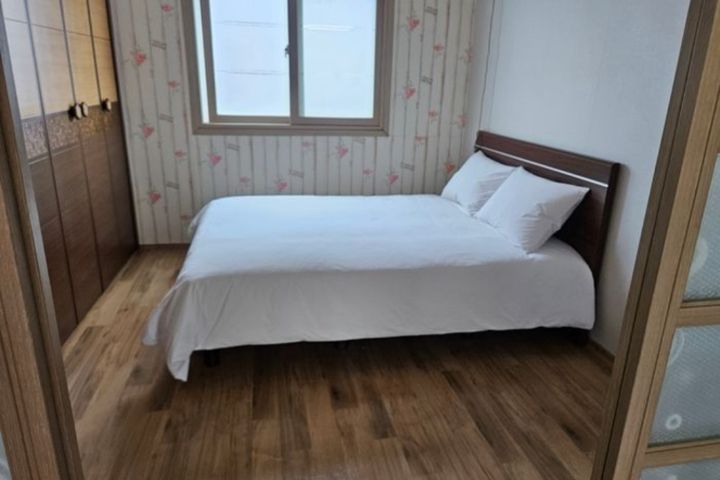 Bangu Market, 3 bedrooms, 1 attic 0th image