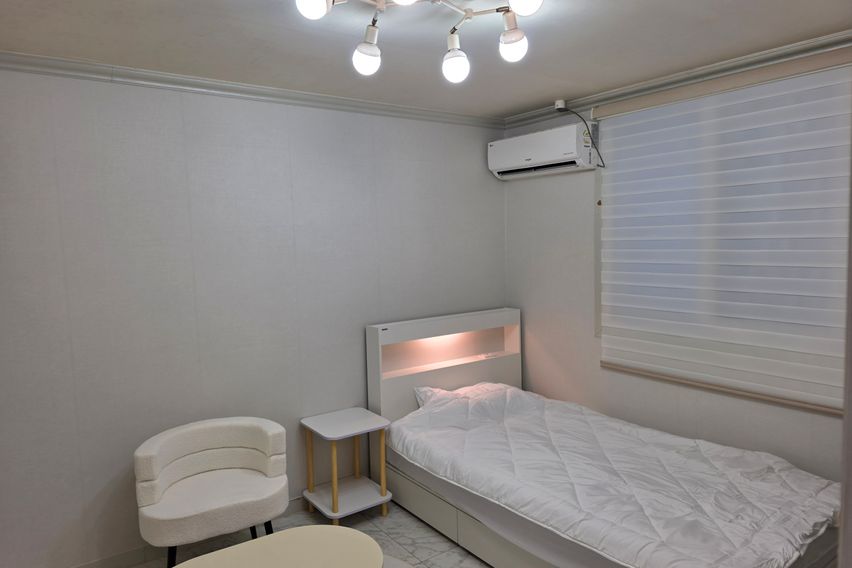 광장로 하얀집 102호