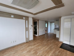 Villa in Neungpyeong-dong, near Seongnam and 1th image