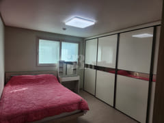 Gaom Modern South-Facing Fully Furnished Thre 14th image