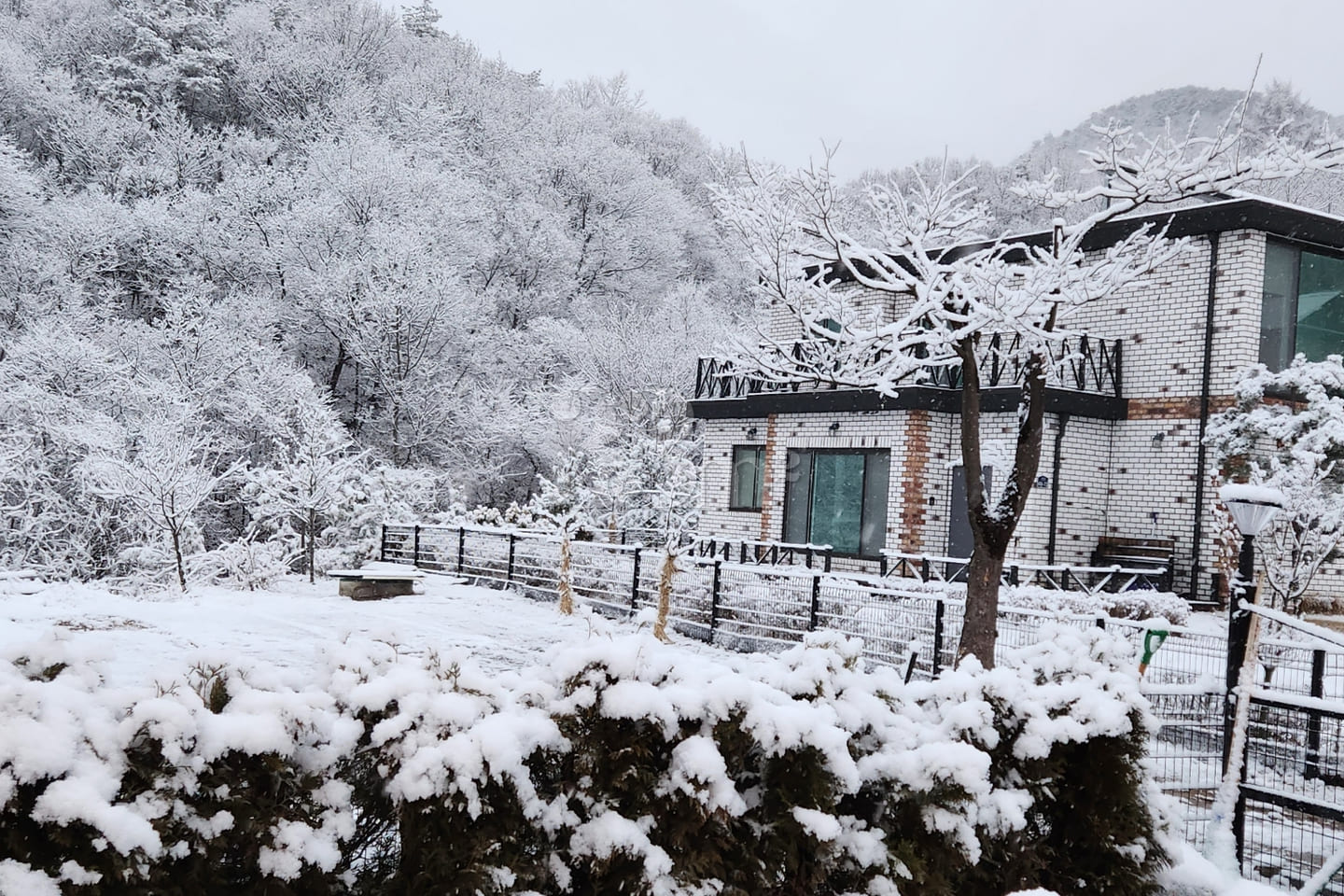 Yeoju Sky Pension Building 104 15th image
