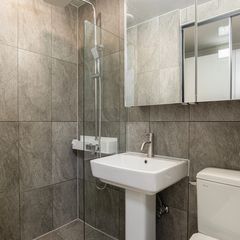Luxury Spacious Room with Full Options 412 Unit Image