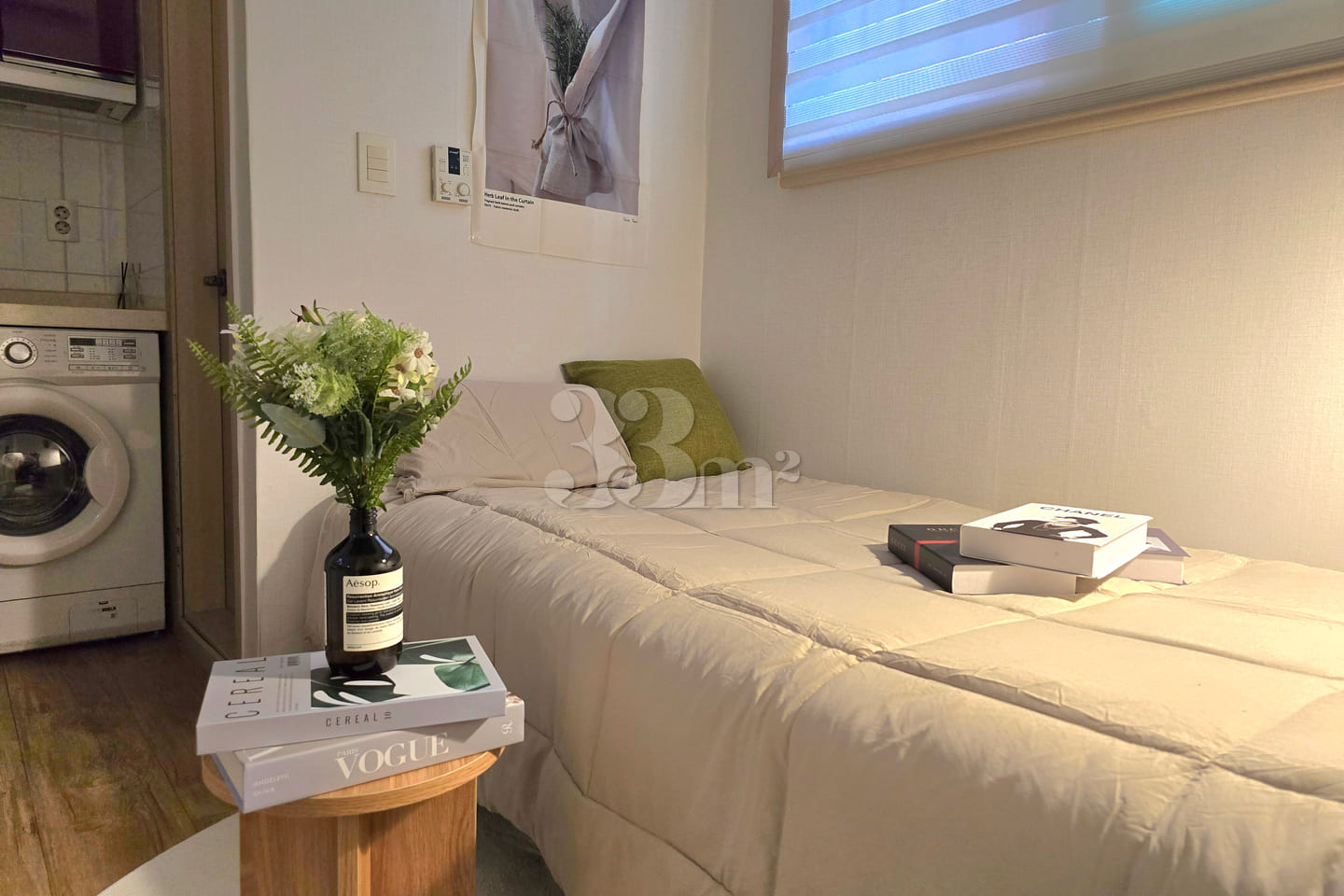 Studio apartment near Sindae-bang Samgeori St 0th image