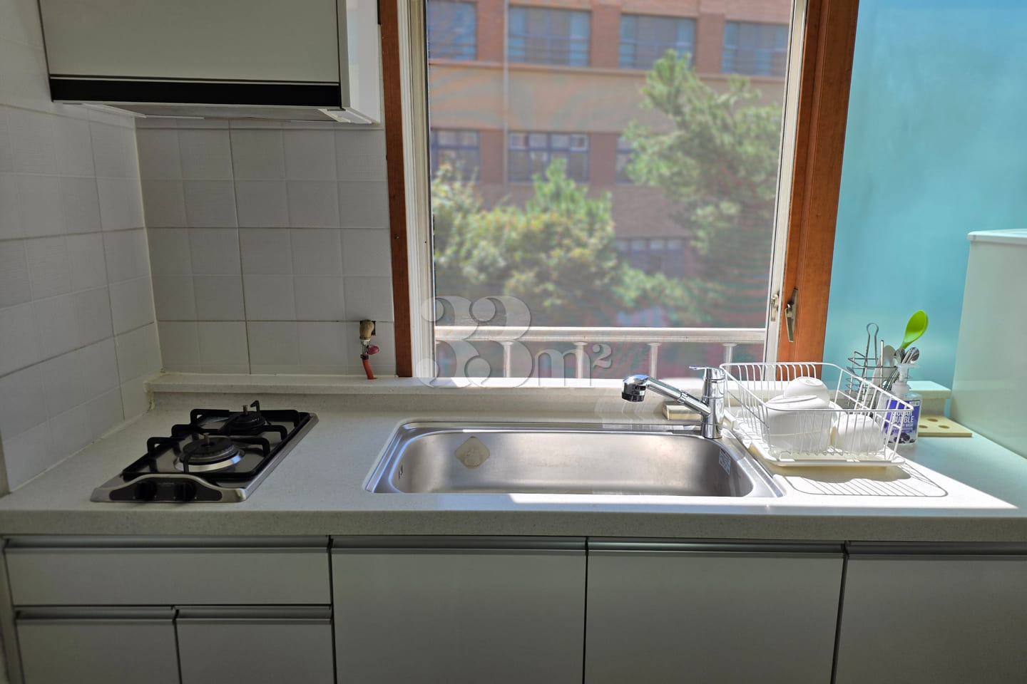 Studio with convenient parking π‘ Unit 403 4th image
