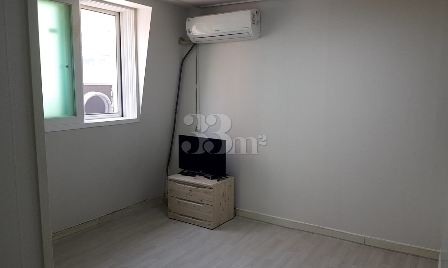 Oido House - Unit 203 3th image